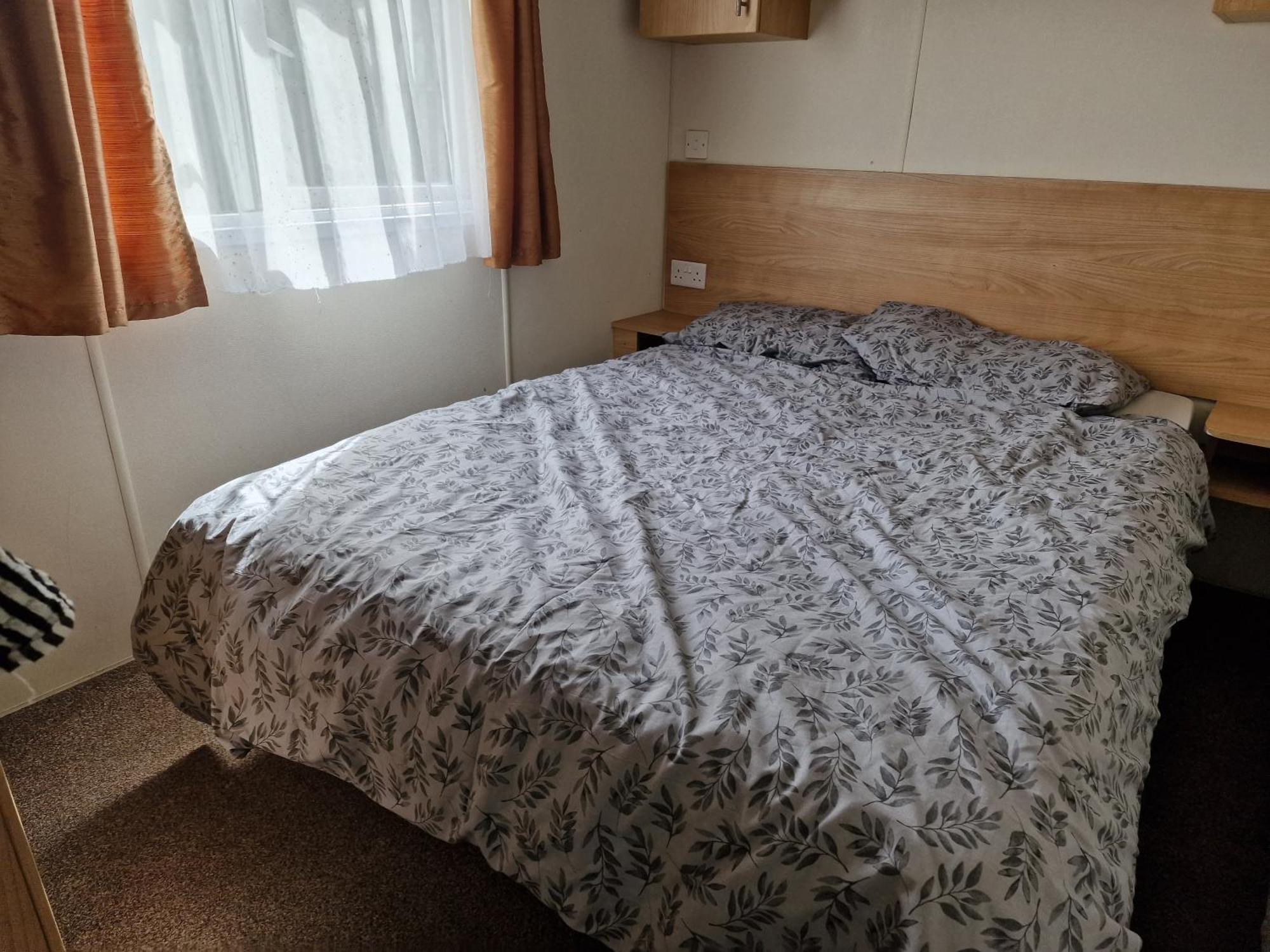 Plot 203 Paris Hotel Rhyl Ngoại thất bức ảnh