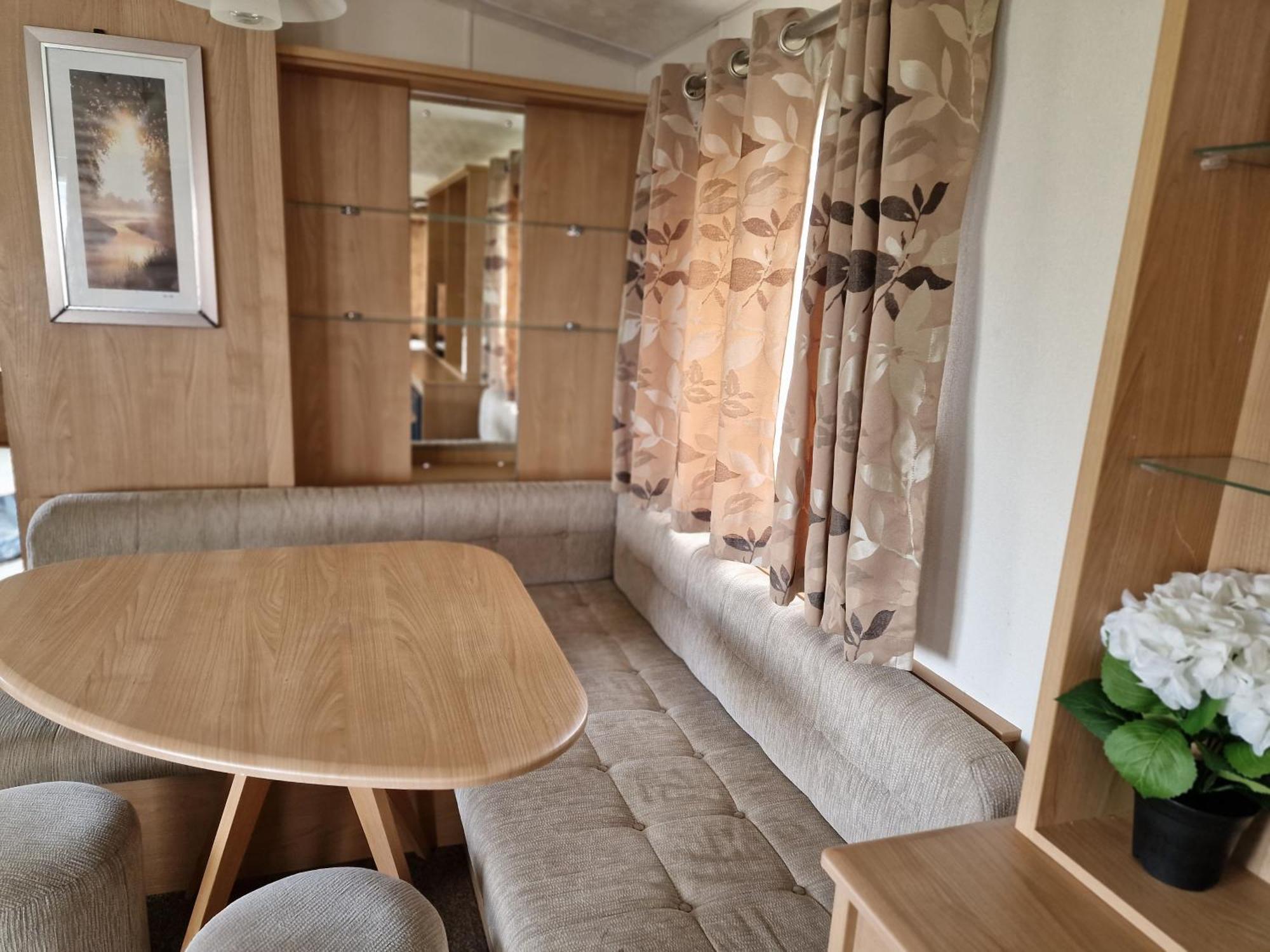 Plot 203 Paris Hotel Rhyl Ngoại thất bức ảnh
